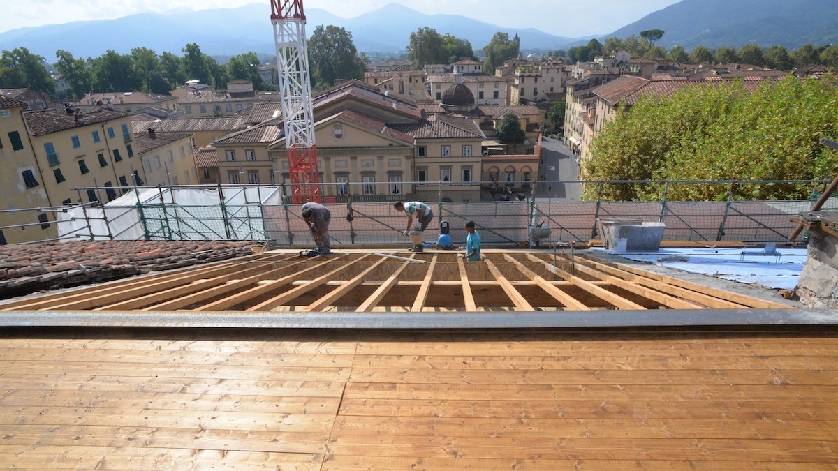 <span  class="uc_style_uc_tiles_grid_image_elementor_uc_items_attribute_title" style="color:#ffffff;">CANTIERE HOTEL GRAND UNIVERSE – LUCCA (2)</span>